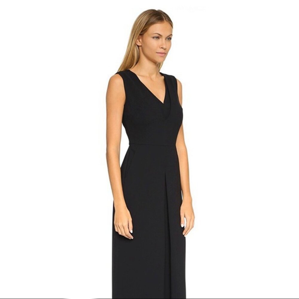 Vince 10 Black Double-V Neck Sleeveless Wide Leg Culotte Jumpsuit with Pockets - Picture 3 of 16